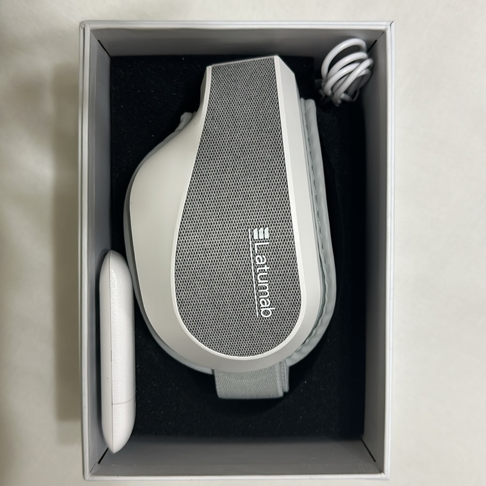 New Eye Massager with Heat & Remote, Bluetooth Music Heated Massager. FREE SHIP.